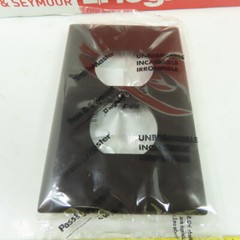 Trade Master TP8 Brown Outlet Wall Plate Cover Lot Of 23