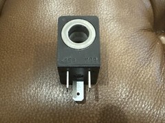 NEW ASCO 400904-142 Solenoid Valve Coil 3-Pin Plug In 24V DC 43004158 FAST SHIP