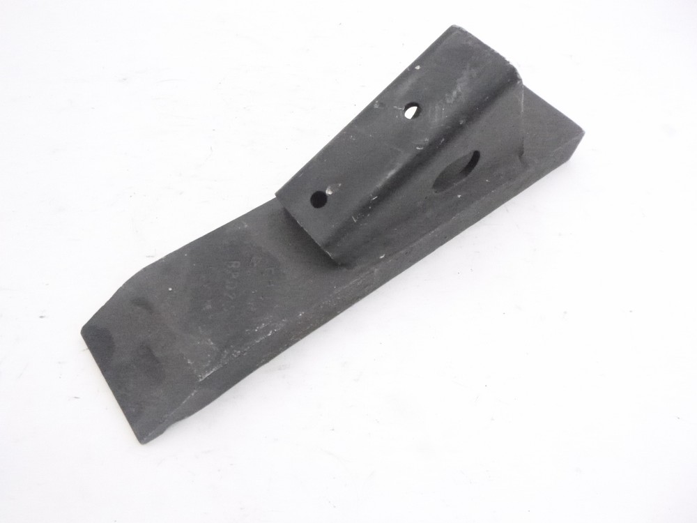 Nichols Ripper Point 1″ x 2-1/2″ x 11-1/2″ RPD25 For John Deere