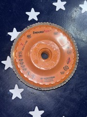 Two Walter 4-1/2” 40 Grit Spin-On Enduro-Flex 06B454 4.5″ X 5/8-11 2 Flap Disc