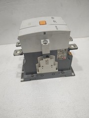 One New LS GMC-220 Contactor GMC220 AC100-240V/DC100-220V Expedited Shipping