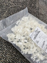 (QTY 100) Essentra 10019764 Push Mount Cable Clamp Lockable White