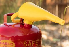 Eagle Yellow Poly Gas Can Funnel Spout Replacement for Metal Type Safety Cans