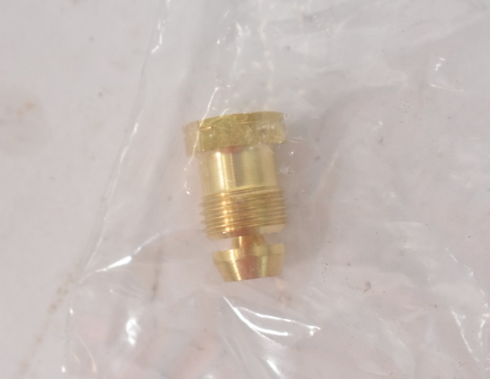 Compression Fitting For 1/8″ OD Pilot Tubing 392449-1 .78″ For VR8200 VR8300