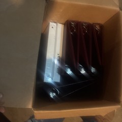 Supply 3-Ring Binders, 8red And 2 White