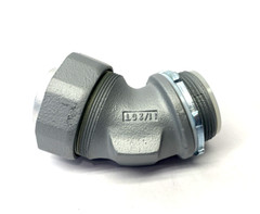 Appleton STB-45150 45 Degree Liquid Tight Conduit Connector 1-1/2″