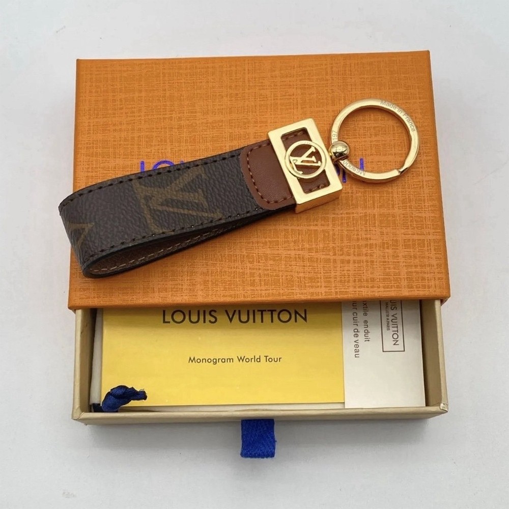 Louis Vuitton Leather Monogram Dauphine Dragonne Key Holder