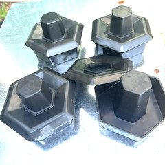 Anti-Ant Beehive Stands , Sturdy Beehive Feet Stands , Beehive Base Beekeeping