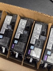 NEW – 10 PCS – Siemens Q115DFN 15A 120V AFCI/GFCI Breakers- FREE SHIPPING!
