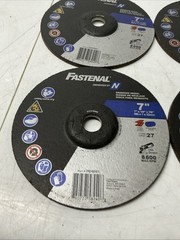 Lot 4 Fastenal 0898861 7” x 1/4” x 7/8” Type 27 Grinding Wheels W-687