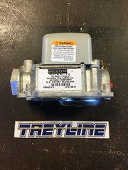 NEW, HONEYWELL, VR8215T1205, DIRECT IGNITION SLOW OPEN GAS VALVE, 24V. (8L-1)