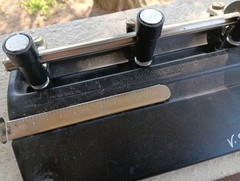 MASTER PRODUCTS 3 HOLE PUNCH BLACK USED