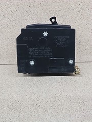Square D QOB230 Circuit Breaker 30 Amp 2 Pole 10 AIC 120/240 VAC Type QOB W#