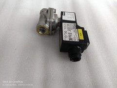 NEW Parker 221S15F-495905B8 Solenoid Valve 240V 60Hz 10 Bark FKM 15mm PF 1/2″