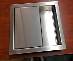 Drop-In Deal Tray with sliding lid, Brushed Finish, 14″ (w) x 14″ (d) stainless