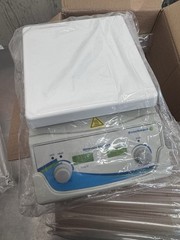 Benchmark Scientific H3770-HS Digital Hotplate Magnetic Stirrer, 7 in. x 7 in.