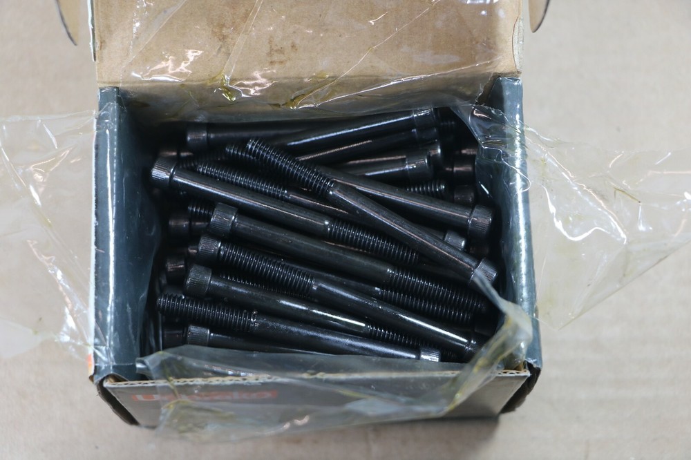 Unbrako 1/4″-20 X 3″ Socket Head Cap Screws #108371 100 Pieces