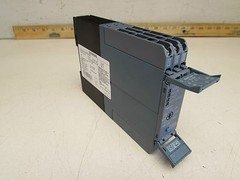 SIEMENS 3RM1001-2AA14 AC SEMICONDUCTOR MOTOR STARTER N/NIB! MAKE OFFER!