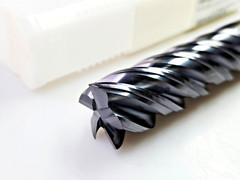 Kennametal 1″ x 1 x 3 x 6 R.015 Solid Carbide End Mill 5 Flute KC643M