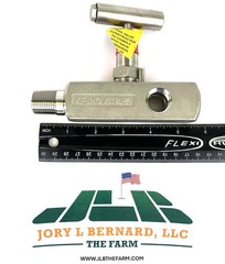 KF INDUSTRIES, N22-125, NEEDLE VALVE, 10000 PSIG, 1/2″MNPT x 1/2″FNPT, SST NEW