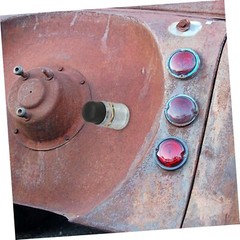 12 Volt DC Heavy-Duty Momentary Push-Button 50 Amp Starter Switch