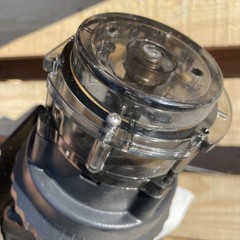 Stenner 45M5 Quality Chemical Feeders 25 PSI 120 Volts 1.7amps 1.72 bar