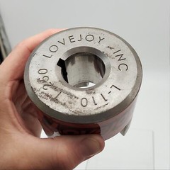 Lovejoy L-110 x 1-1/4 Hub Coupling Jaw Style 1-1/2″ Bore w/ Keyway Sintered Iron