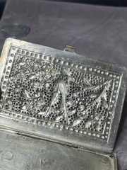 Antique Silver Tone Handcrafted Business Card Holder 2.3/4″ x 3.3/4″