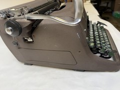 Vintage Royal Standard Manual Typewriter Brown Green Keys 29lb Parts Repair