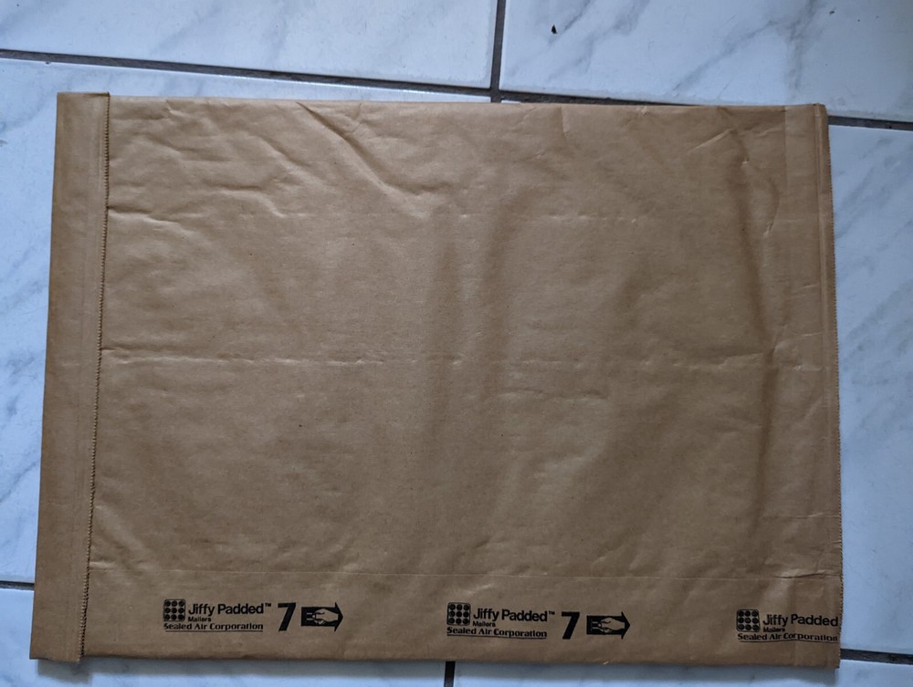 Padded Paper Mailer Protection Envelope Eco Friendly Size 7 (14.25 x 20) 14 x 19