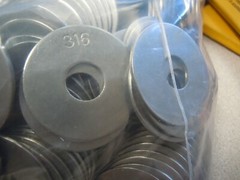 3/8″ x 1-1/4″ 316 Stainless Steel Fender Washer – Made in USA Lot of 25
