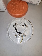 EDWARDS EST SIGA-PS SIGA PS PHOTOELECTRIC SMOKE DETECTOR INTELLIGENT SIGA-SB4
