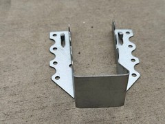 Sandbaggy Face Mount Joist Hanger for 2×6 and 2×8 Nominal Lumber (Galvanized)