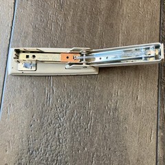Vintage Working Swingline 711 Stapler Long Island City New York USA Beige 11101