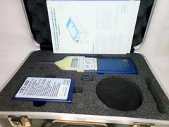 CEL-254/2 Acoustical Calibrator Class 1L CEL-282 Acoustical Calibrator 2L