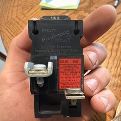Pushmatic Breakers 15A 20A 30A 40A 50A 60A 120/240V Hardwired Model 31115