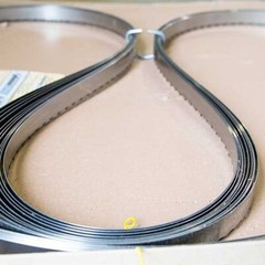 (144″) 12′ x 1.25″ x .042 x 7/8 Wood-Mizer Sawmill Band Saw Blade 10 Pack