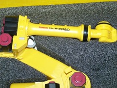 Fanuc R-2000iC R-2000iC/210F Robot Model 1pcs