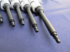 THERMO SCIENTIFIC ~ F1-CLIPTIP ~ 20-200 uL SINGLE CHANNEL PIPETTE
