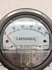 Dwyer 4050C Capsuhelic Gage