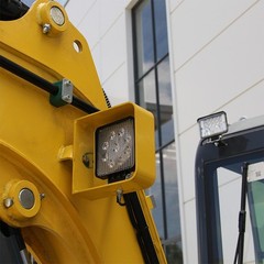 3.5 Ton Mini Excavator Kubota V1505 Cab AC Boom Swing Hydraulic Pilot EPA 25HP