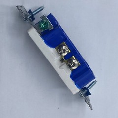 LOT OF 17 EATON Outlets Duplex Receptacle 15A 125V White-Blue 🔔
