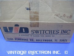 ITW / VID SE-1022-CE Voltage Selector Switch: DPDT, PCB Mount (115V, 230V, Gold)