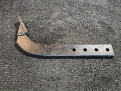 Box Blade 20-inch Ripper Shank 4 Hole Box Scraper Shank, Black