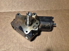 Sauer Danfoss M46 pump Hydraulic Displacement Control HDC 11013630 MCV108C3015