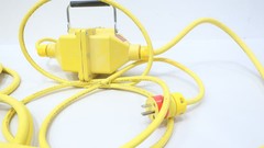 Woodhead 1635-12B Handlamp 90va 117v-ac 12v-dc