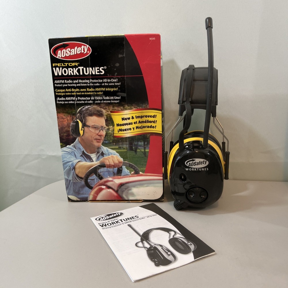 Peltor AO Safety Work Tunes AM/FM Headphones HRX52A Worktunes Mowing Yard work