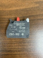 NEW ZBE-102 Schneider Electric ZBE102