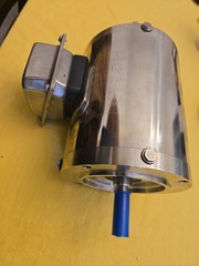 WEG 1/2 HP Stainless Steel Washdown Motor 5018EP3ESS56CFL Shark Series
