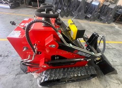 CFG LRT23 880KG Mini Skid Steer Track Loader 23HP Gas EPA RATO Engine w/Bucket